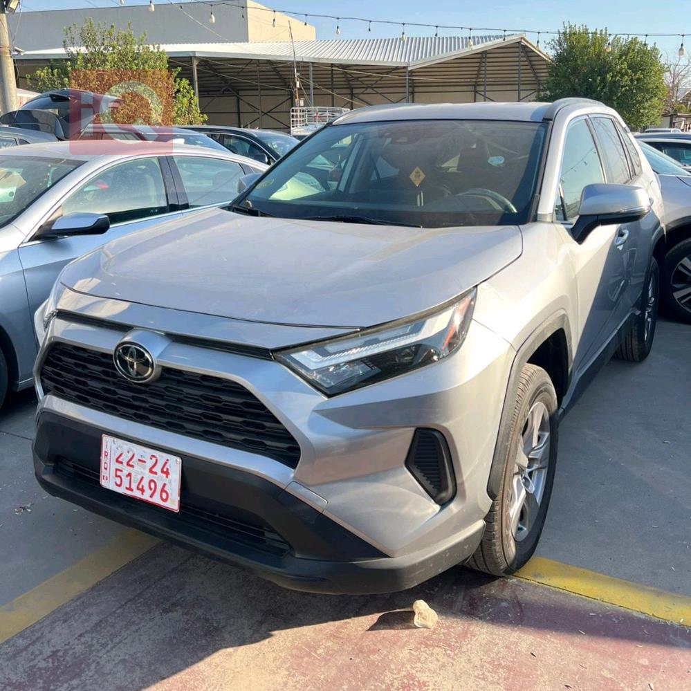 تۆیۆتا ڕاڤ 4